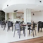 בית הארחה Entreolivos 4*