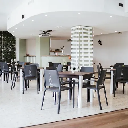 ゲストハウス Entreolivos 4*